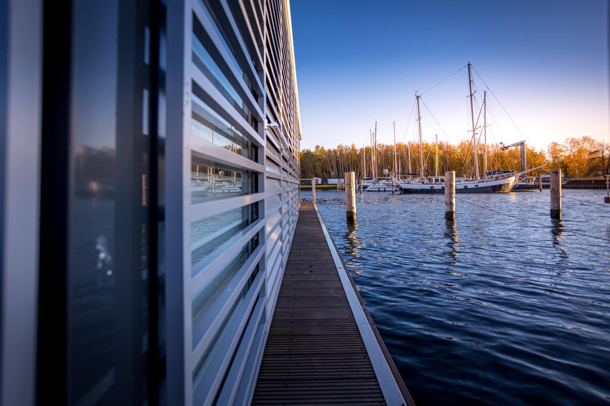 Floatinghouses Peenemuende Peenemunde Exterior foto