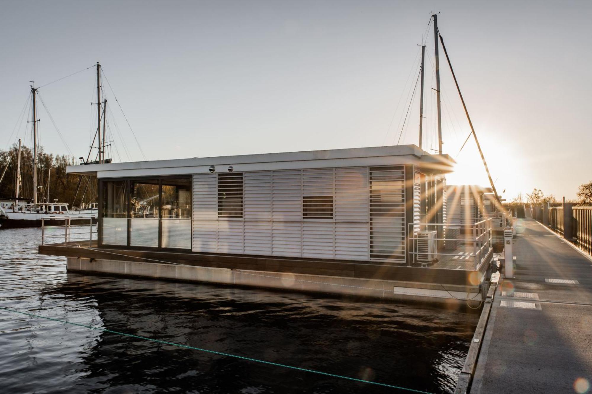 Floatinghouses Peenemuende Peenemunde Exterior foto